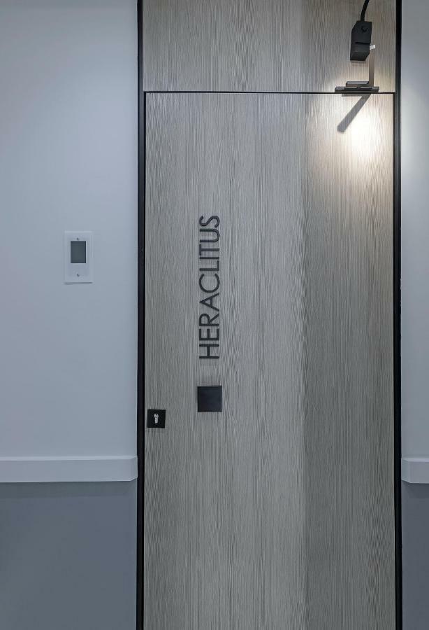 Philosofia Athens Suites Exteriör bild